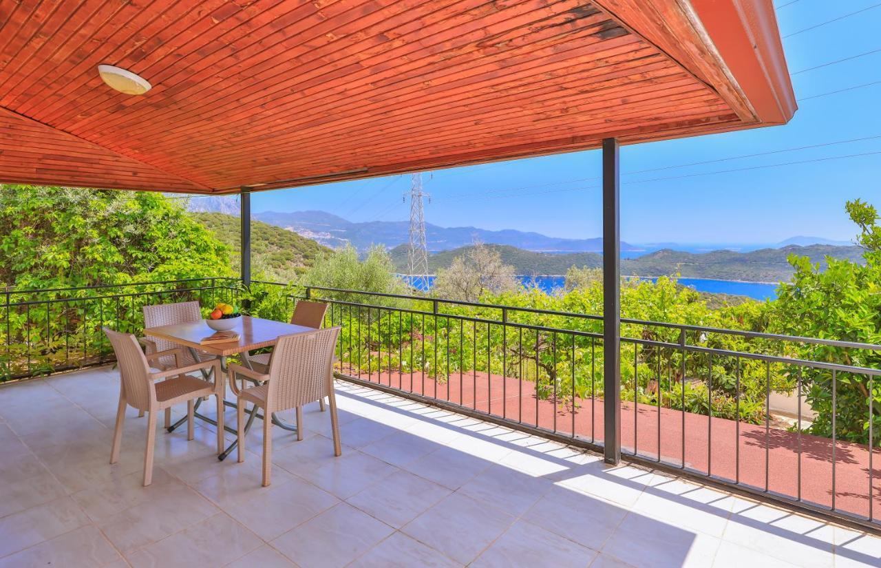 3 House Apartment Kas