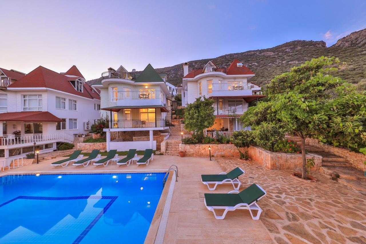 3 House * Kas